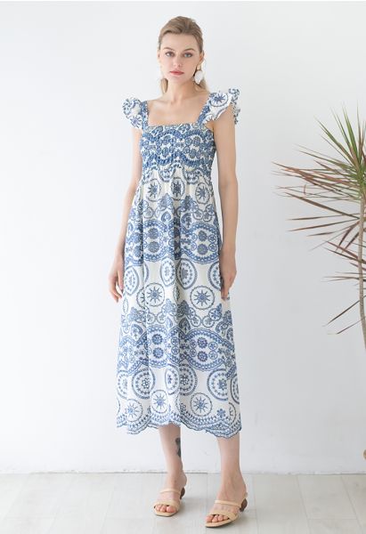 Verträumtes Boho-Maxikleid mit besticktem Ausschnitt