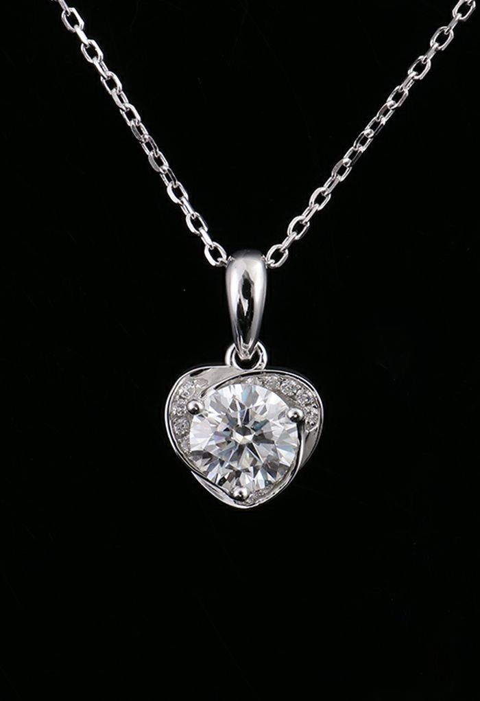 Herzförmige Moissanit-Diamant-Halskette