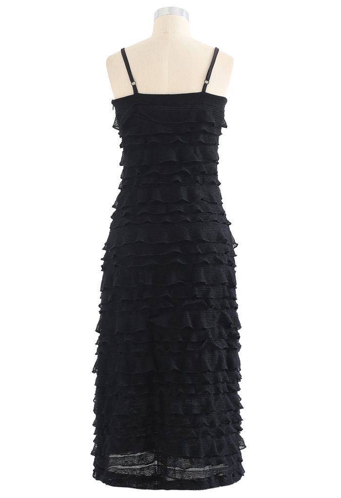 Tiered Ripple Knit Cami Midi Kleid in Schwarz