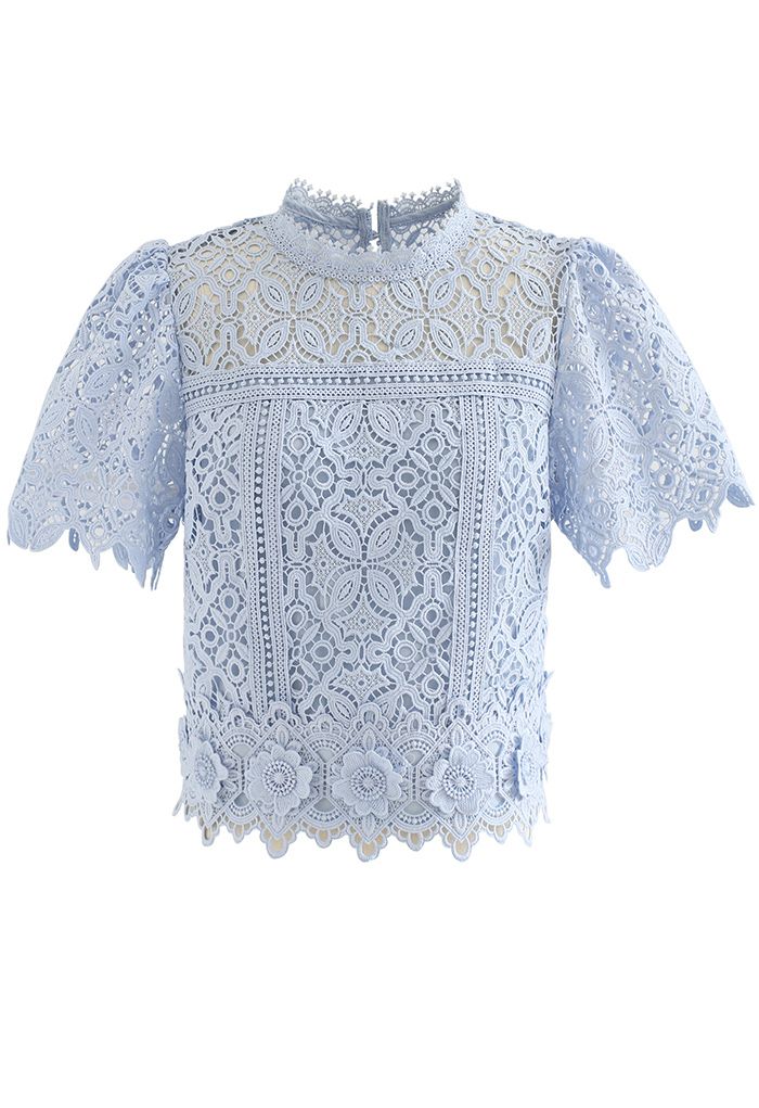 3D-Blumen-Crochet-Crop-Top in Blau