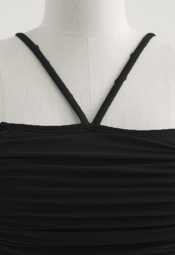 Schulterfreies Bikini-Set mit Rüschen und Netzstoff in Schwarz