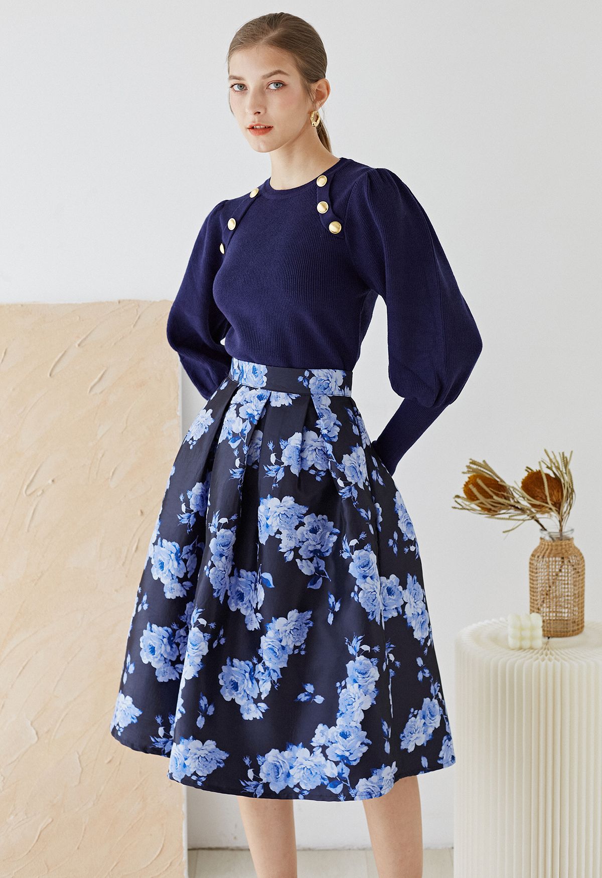 Midnight Blossom Blue Peony Jacquard Plissee-Midirock