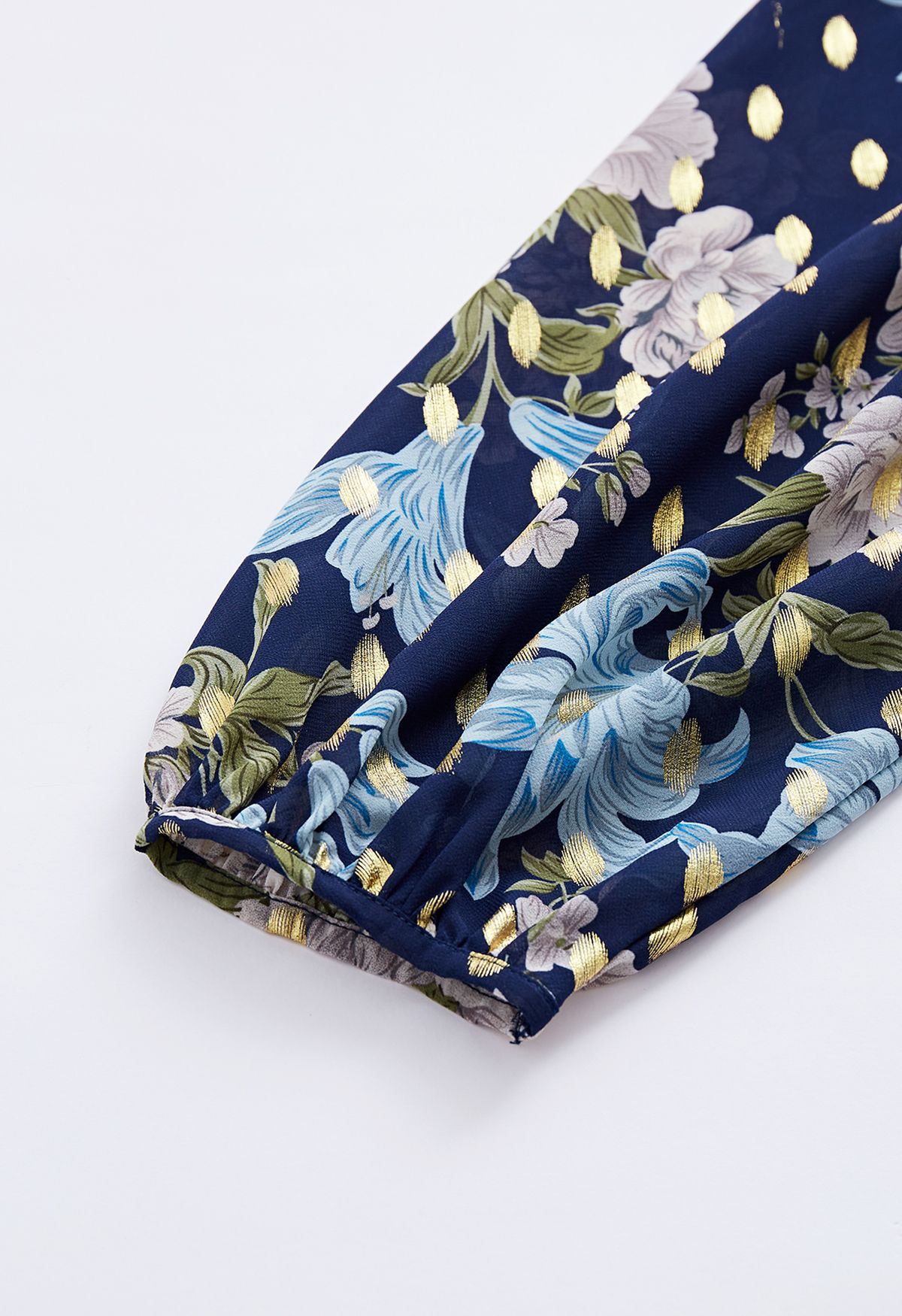 Floral zu sehendes Midikleid mit Goldfleck in Marineblau