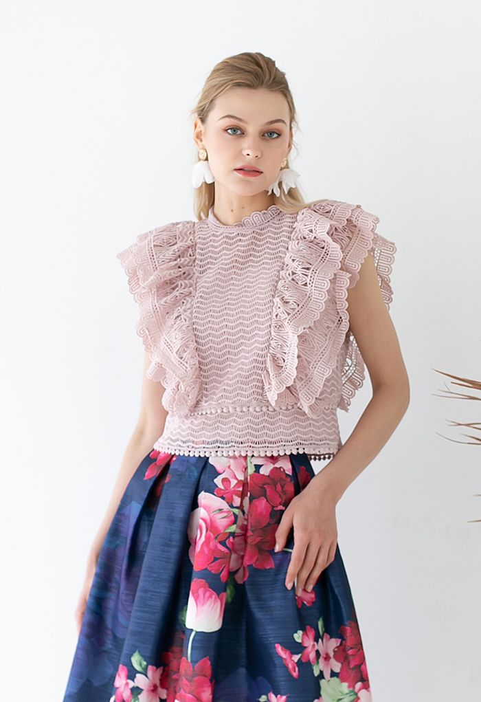 Gestuftes Rüschen-Häkel-Mock-Neck-ärmelloses Top in Pink