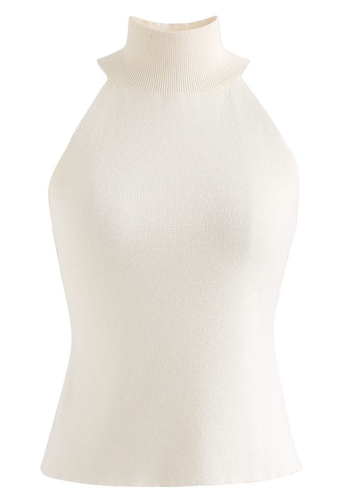 Eng anliegendes Strick-Tanktop mit Stehkragen und Neckholder in Creme