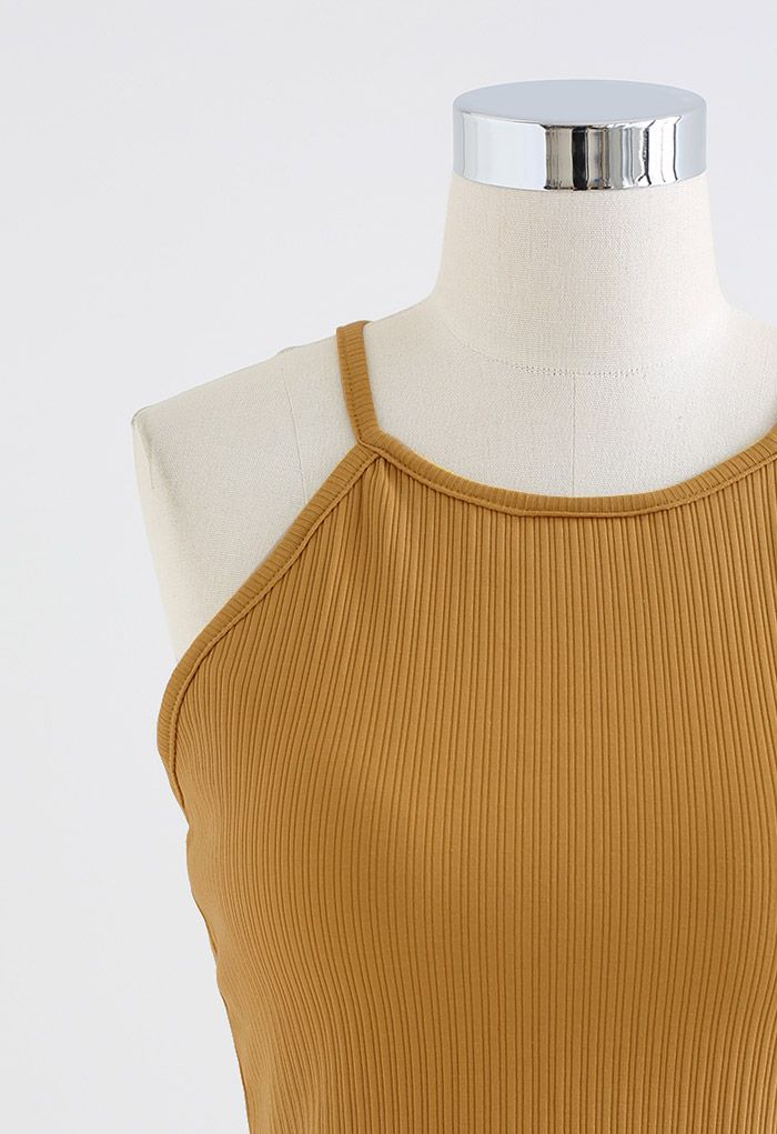 Geripptes Neckholder-Top mit Racerback in Kürbis