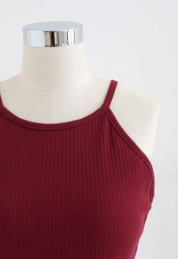 Geripptes Neckholder-Top mit Racerback in Burgund