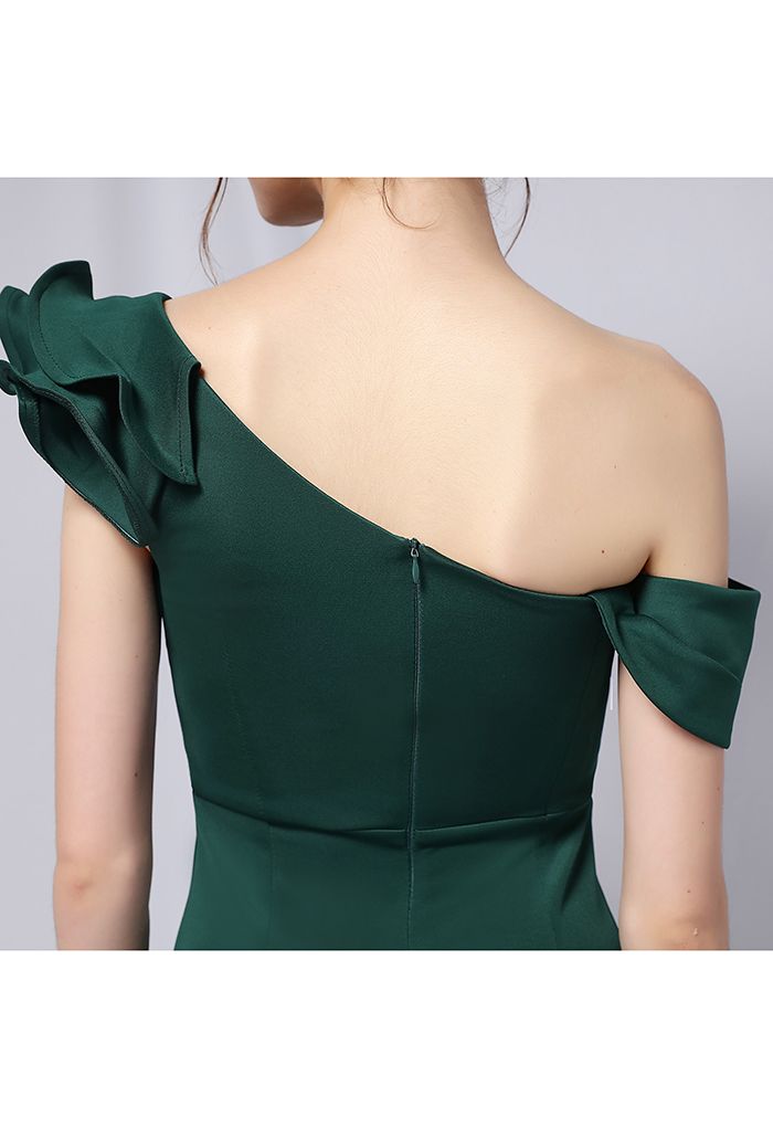 Rüschen One-Shoulder-Nixe-Satin-Kleid in Smaragdgrün