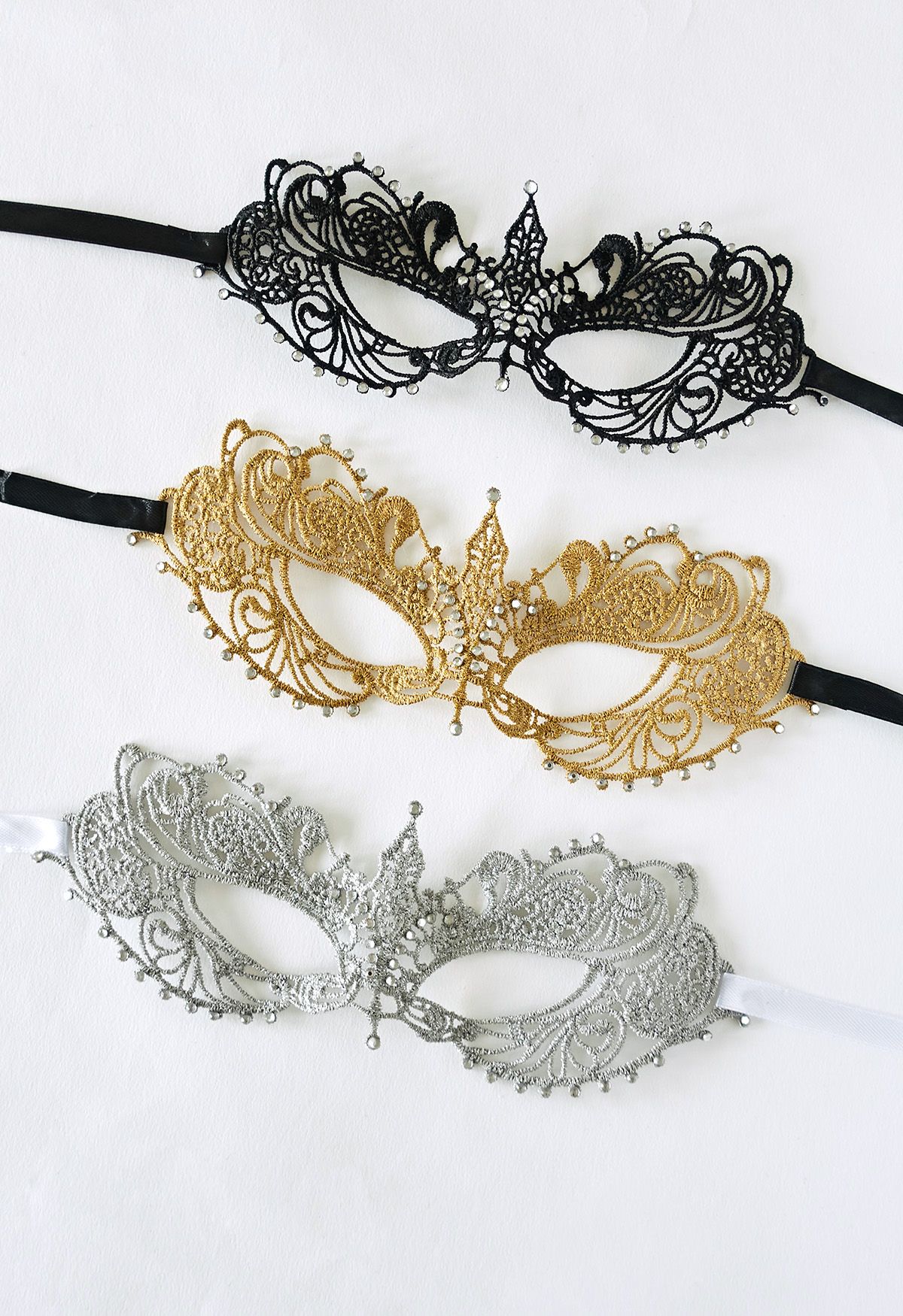 Ballmaske mit Zirkonia-Spitze in Gold