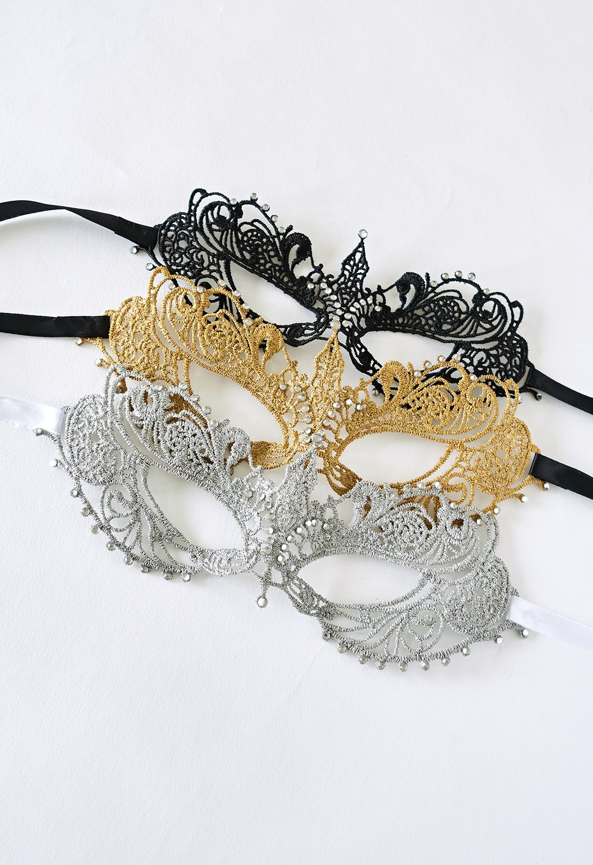 Ballmaske mit Zirkonia-Spitze in Gold