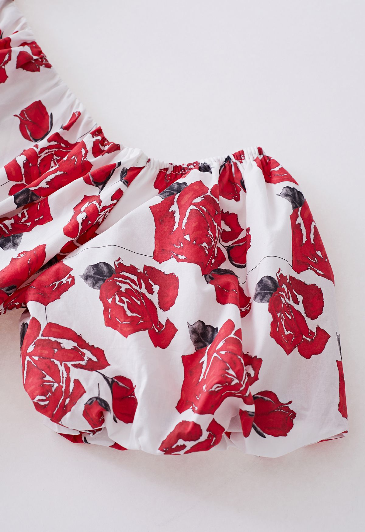Off-Shoulder Bowknot Crop Top und ausgestellter Rock im Set in Red Rose