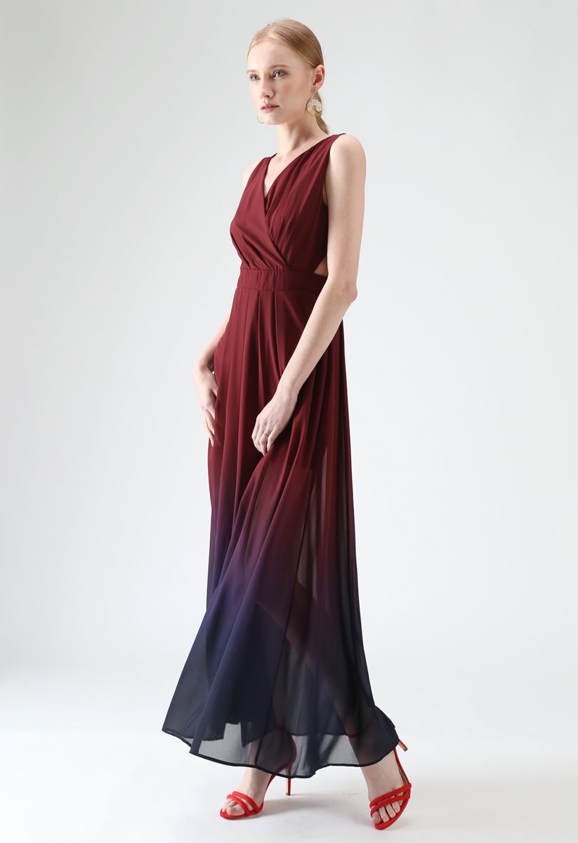 Ärmelloses Maxikleid von Gradient Revelry in Wine