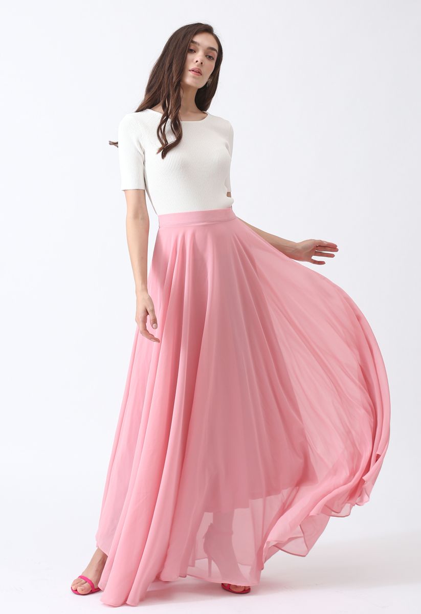 Zeitloser Favorit – Chiffon Maxirock in Pink