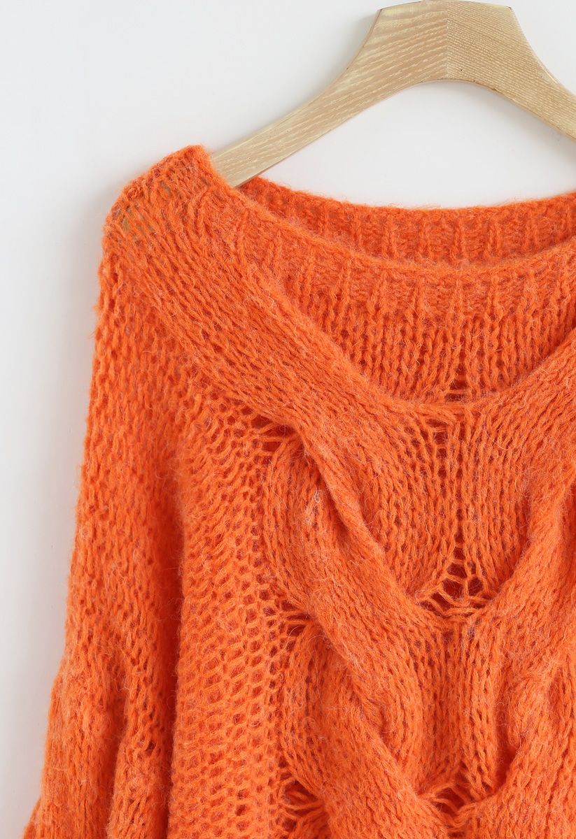 Handgestrickter Pullover mit Puffärmeln in Orange