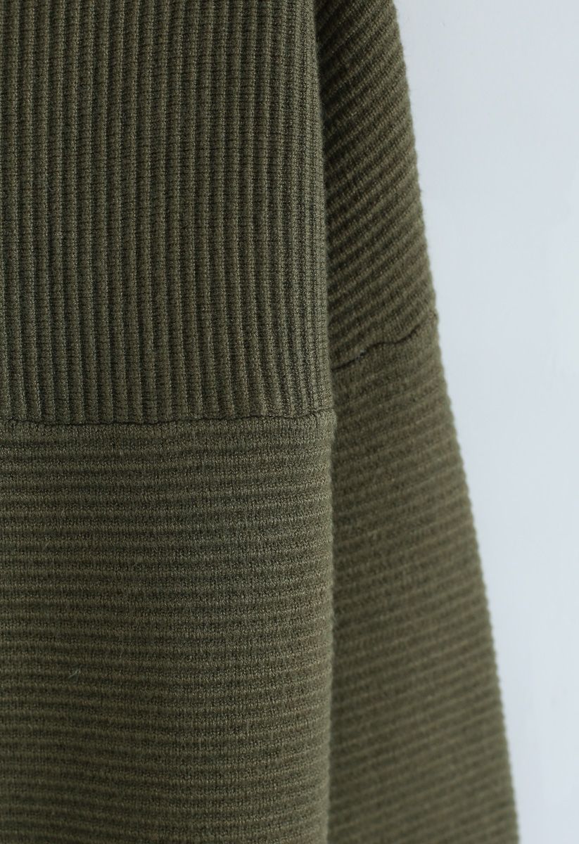 Kuscheliger, gerippter Rollkragenpullover in Army Green