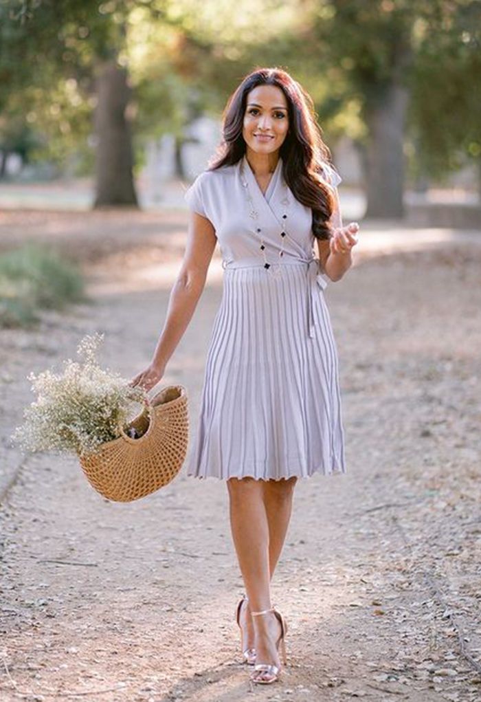 Plissee ärmelloses Wickelstrickkleid aus Lavendel