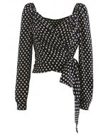 Spotted Tie Waist Wrap Crop Top in Schwarz