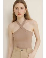 Cropped-Top mit überkreuztem Neckholder in Camel