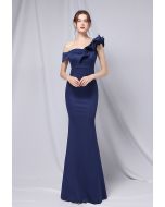 Rüschen-One-Shoulder-Nixe-Satin-Kleid in Marineblau